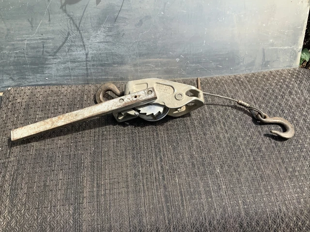 1000-15 Lug-All 1/2 Ton Cable Lever Hoist - 15ft