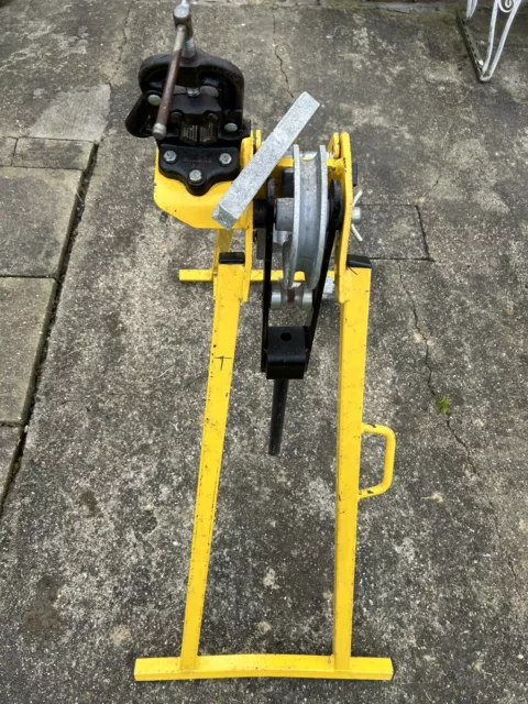 Hilmor Steel 20-25mm Conduit Bender