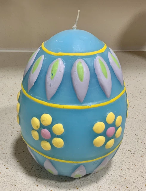 Vintage 1970s Wax Daisy Candle 6” Tall