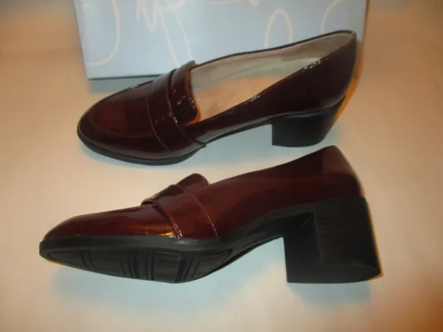 NIB Life Stride Velocity 2.0 Women 7W Wine Supportive Cushioned Chunk Heel Pumps 3