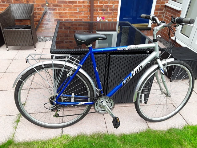 Hybrid bike 23 inch frame online