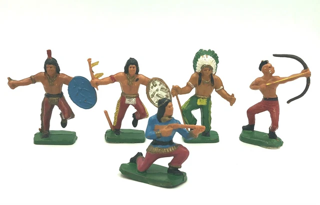 FIGURINES DULCOP NARDI? : lot chevaux pour indiens cow-boys