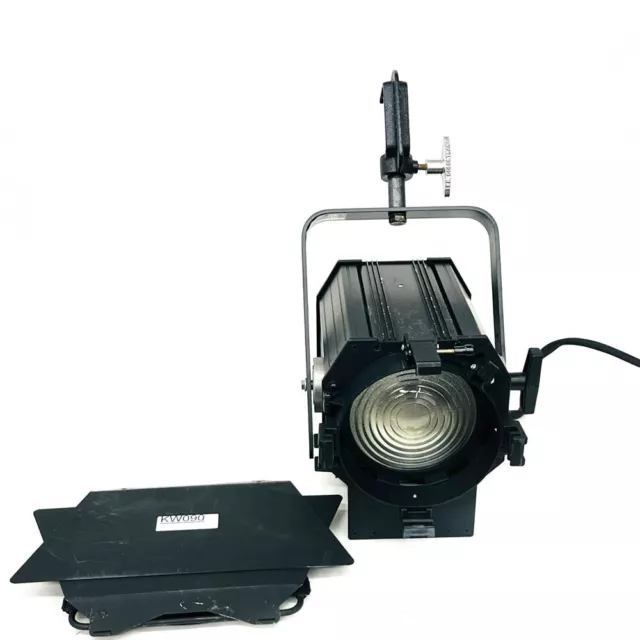 Luz de estudio puntual Leviton Colortran 1 kW TV Fresnel 100-515 1000W sin bombilla