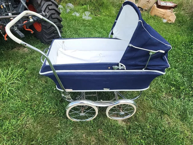 Nice Vintage Rex Stroll-O-Chair Pram Baby Nanny Buggy Stroller Carriage Look