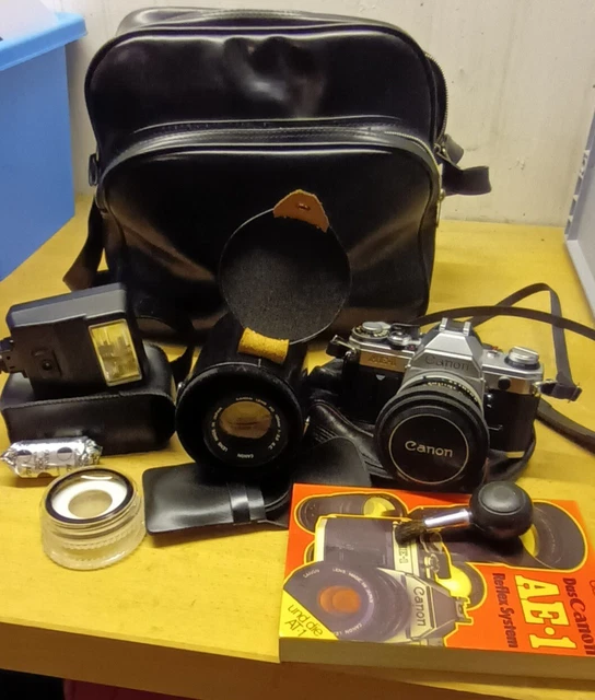 Canon AE-1 746841  Lens FD 50mm 1:1,8 Lens FD 135mm 1:3,5 Tasche Zubehör
