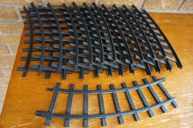 TRAIN Track CHRISTMAS 12 PC Black Makes 52" Diameter Circle CURVED TRACK Set Lot
