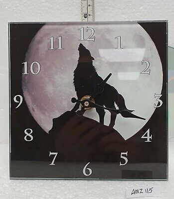 Wolf Howling Desk Clock, Wolves