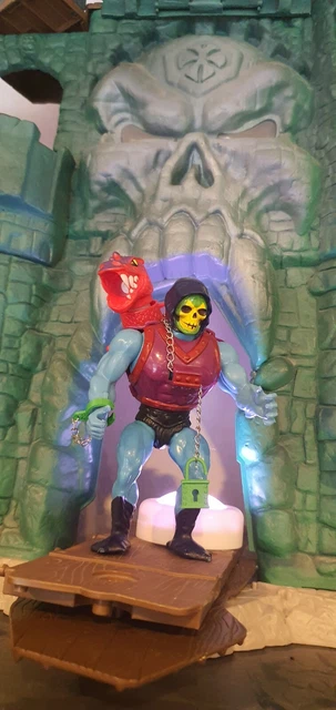 Motu masters of the universe Zubehör Dragon Blaster Skeletor Kette Schloss Repro