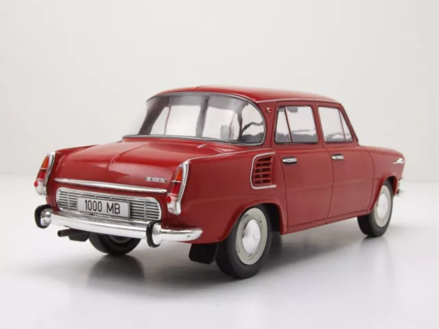 Skoda 1000 MB 1964 rot Modellauto 1:18 MCG 2