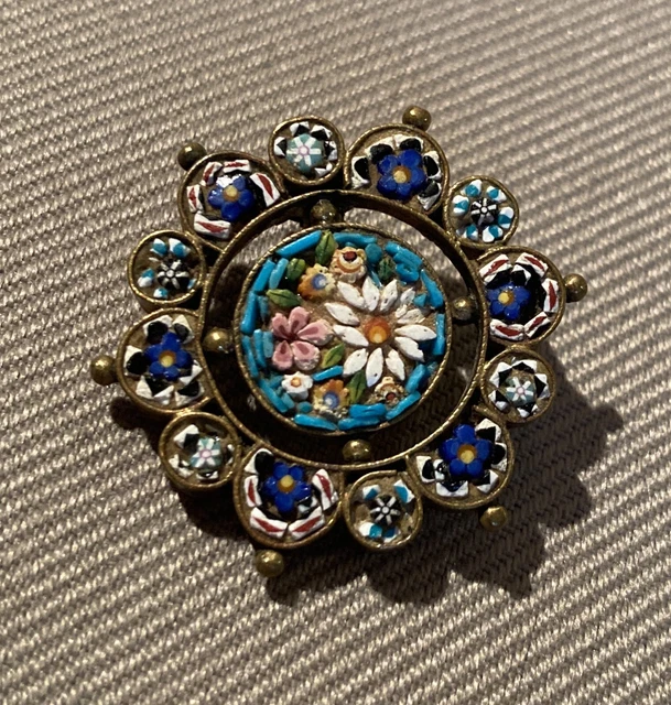 Broche Ancienne En Micro-mosaïque Et Métal Doré - Années 1940 - Bijou Vintage - Occasion