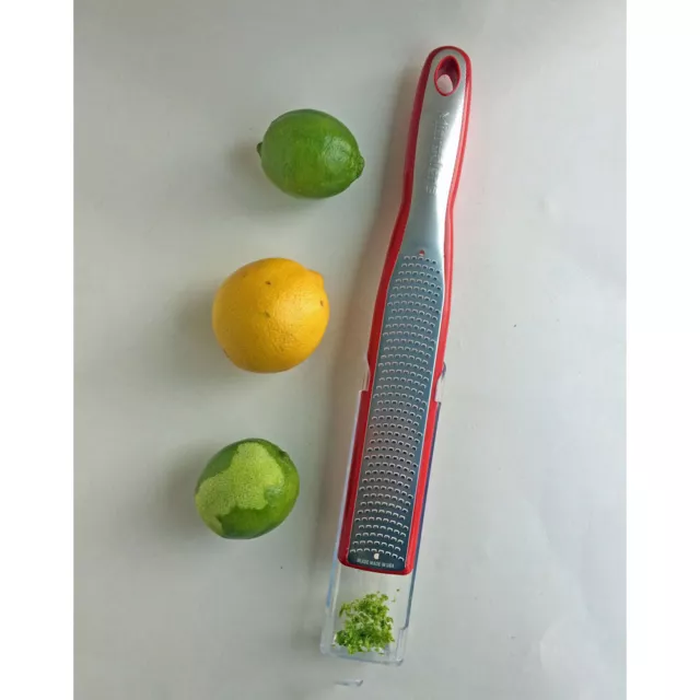 Microplane Elite Zester Stainless Steel Lemon/Lime Citrus Grater w/ Catcher Red 3