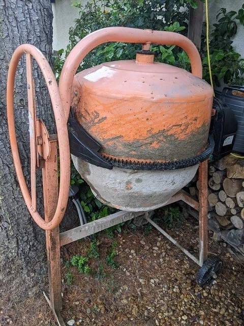 Vibrateur à Béton électrique VEVOR 800W - Arbre 1.5m, 13000 VPM, 220-240V, Neuf