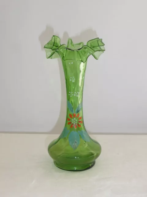 Vase ancien en verre émaillé décor de fleurs à col juponné-Ht 17cm