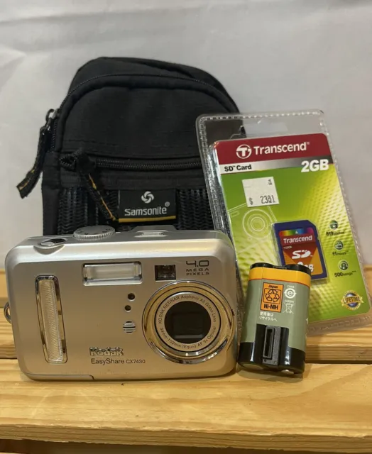 Kodak EasyShare CX7430 4.0MP Digital Camera -TESTED Extra Battery & 2GB SD Card!