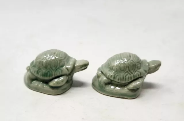 Wade Whimsies Red Rose Tea Figurines England Miniature Green Turtle Tortoise Lot