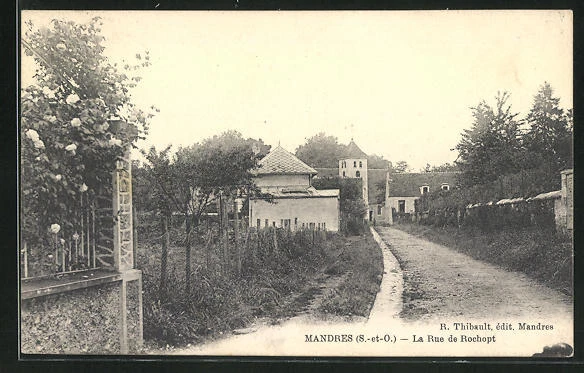 CPA Mandres, La Rue de Rochopt 1919