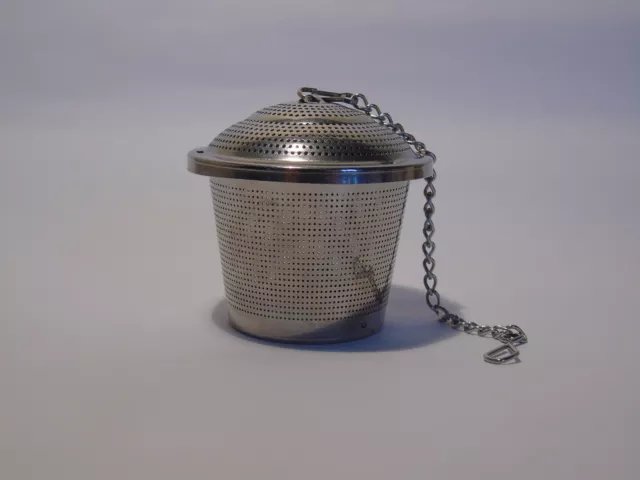 Loose tea infuser basket in stainless steel for mug or teapot - UK seller