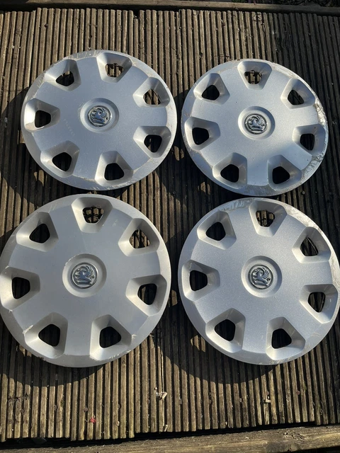 Set Of VAUXHALL ZAFIRA CORSA 15” Wheel Trim Hub Caps x4 Genuine