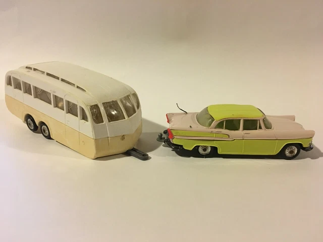 Simca Vedette Chambord 1958 + Caravane Hénon 1/43 NOREV