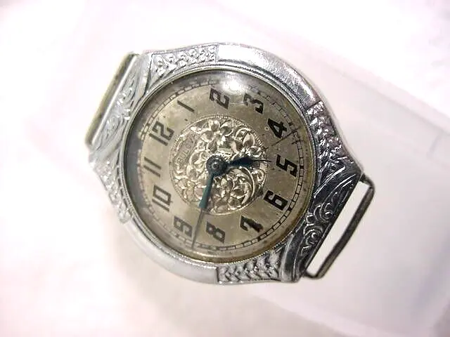 Vintage antique pre 1920 Art Deco Lady BULOVA ENGRAVED watch