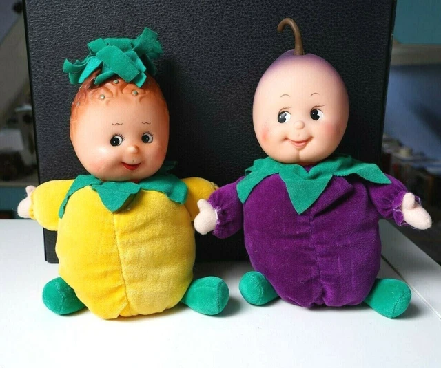 PELUCHES, POUPÉES fruits 