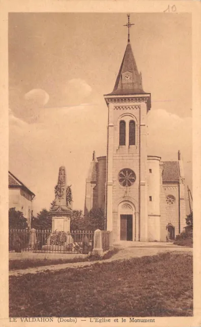 Le VALDAHON - l'église et le monument
