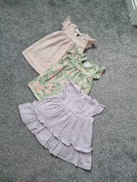 Pacchetto abito bambina 3-6 mesi ricamo inglese pattinatore floreale lilla viola r