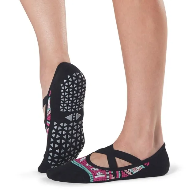 TAVI NOIR FORMATION Lola Grip Socks suitable for Yoga, Pilates