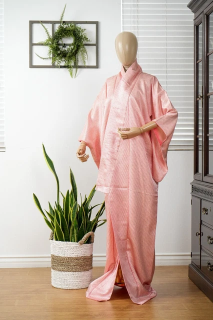 Dear Vanilla Japanese Silk Kimono Women's Robe Gown Authentic Japan Vintage Mint