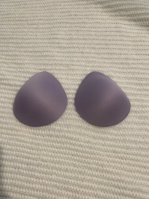NUEVO sin embalaje un juego de insertos de taza sujetador púrpura lavanda, talla C/D o M/L
