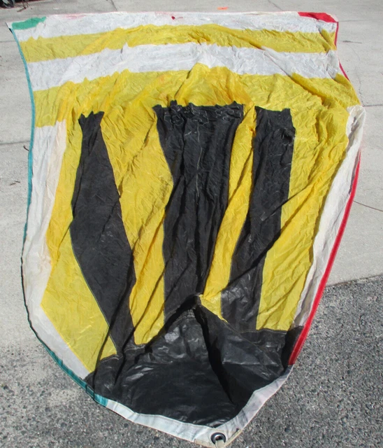 Spinnaker Luff 22' Ft 14'4" Leach 22'   (*2953Sh)