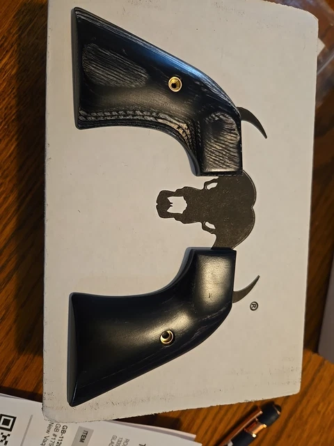 Walnut American Flag Grips For Ruger New Vaquero - Laser Engraved Revolver Grips