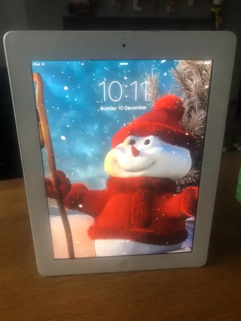 Apple iPad 2 9.7in 16GB Wi-Fi Tablet - White