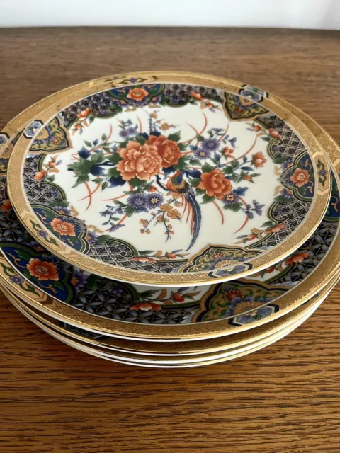 Beautiful Porcelein Collector's PLATES - Japanese ￼