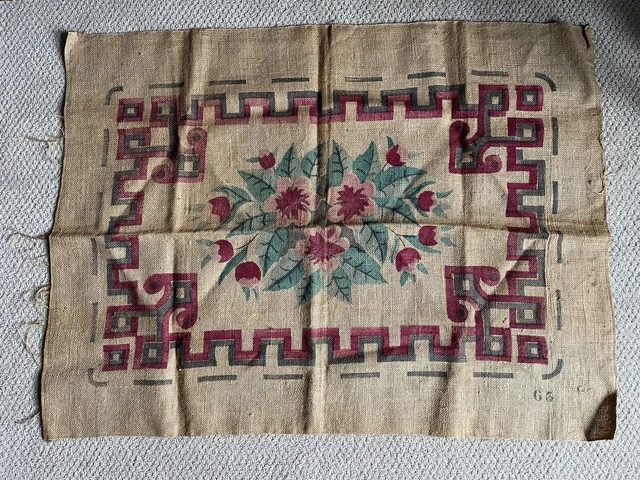 Patrón de alfombra de arpillera vintage, 36"" X 24"" color floral