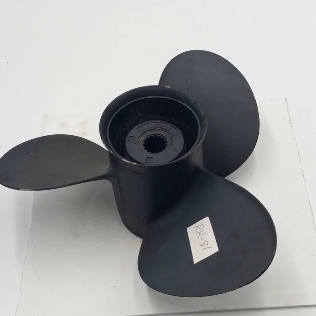 Mercury Aluminum 3 Blade Propeller 13.75 x 15P RH 15 Spline RK-81
