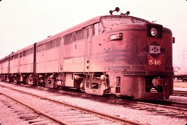 Lehigh Valley (LV) - FA1 - #540 - Duplicate 35mm Slide.