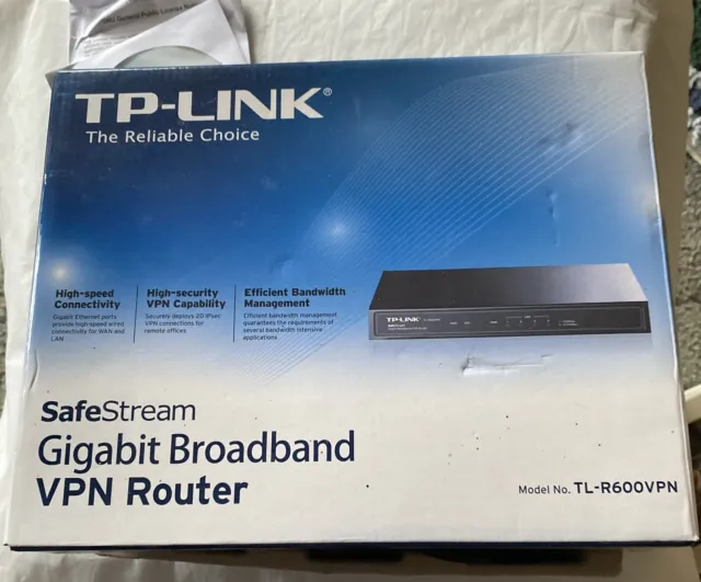 TP-Link TL-R600 SafeStream Gigabit Broadband VPN Router + Disc Leads & Instructs