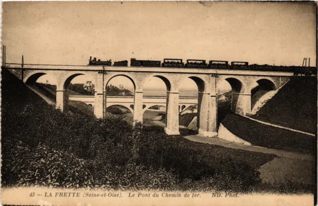 CPA  La Frette (Seine-et-Oise) - Le Pont du Chemin de fer     (290739)
