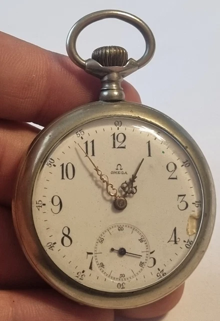 Montre Gousset ancienne en métal OMEGA