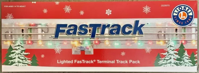 BRAND NEW Lionel Christmas LIGHTED FASTRACK Terminal Track Pack #2025070 O Gauge