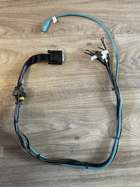 Bose acoustimass best sale 10 subwoofer cable