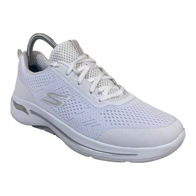 womens athletic sneakers