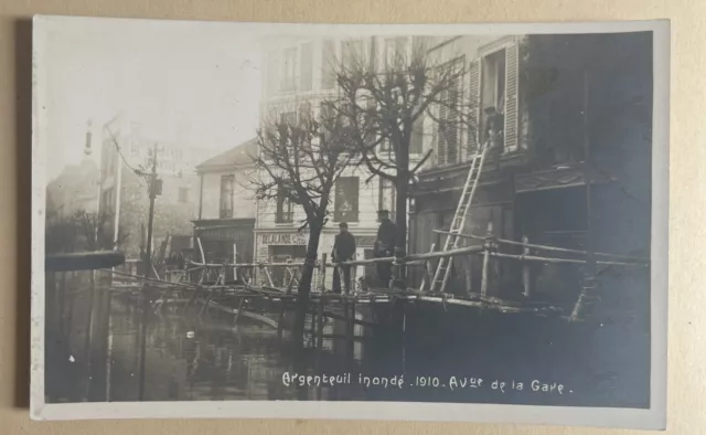 Carte photo. Argenteuil inondé 1910 Ave de la Gare