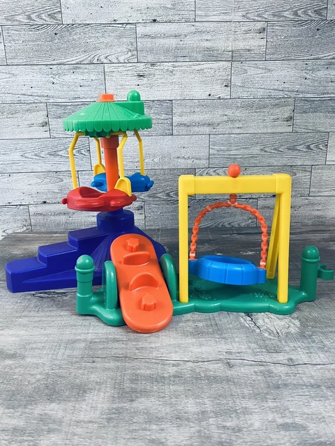 1998 Fisher Price Little People Carnival Planes/Teeter Totter 2005 Playground 1998 Fisher Price Little People Carnival Planes/Teeter Totter 2005 Playground