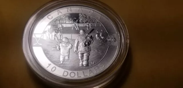 2013 Canada $10 Silver Gem Proof Coin Hockey.