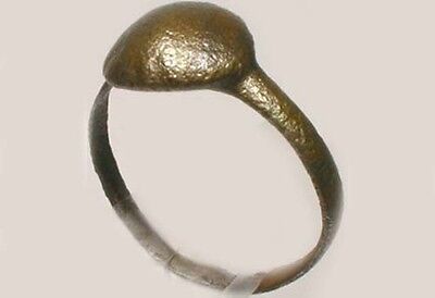 AD300 Ancient Roman Provincial Pannonia (Hungary) Faux Gemstone Bronze Ring Sz6