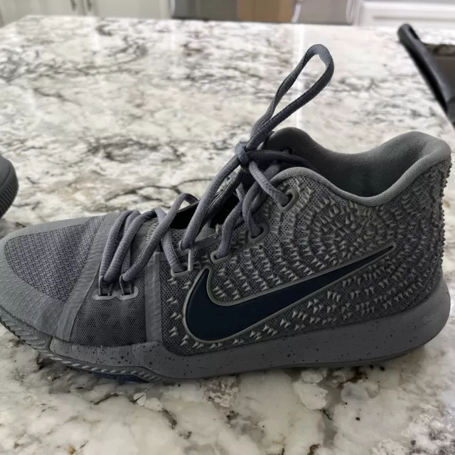 Kyrie irving azurie elizabeth hot sale shoes