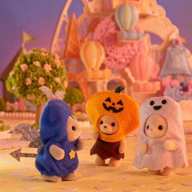 Sylvanian Families Calico Critters Baby Trick or Treat Trio Halloween Set