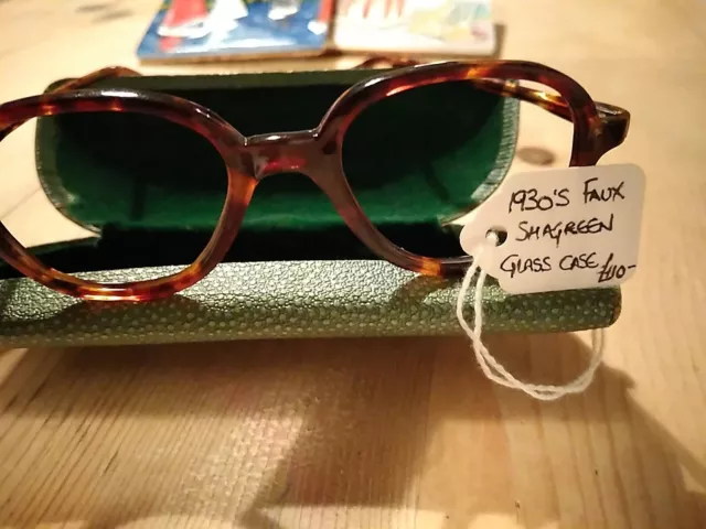 1930s Glass Case + tortoise Shell Period  Frames... SO Nice!!